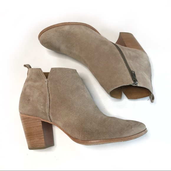 Frye Genuine Suede Ankle Boots / Booties Size 9 - Picture 4 of 8